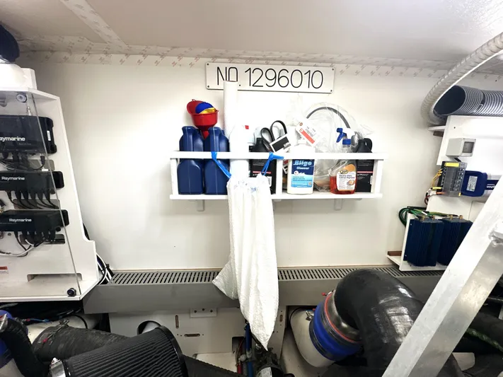  Yacht Photos Pics 2019 Prestige Yachts 590 Fly