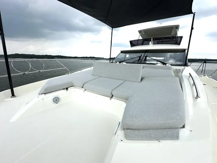  Yacht Photos Pics 2019 Prestige Yachts 590 Fly