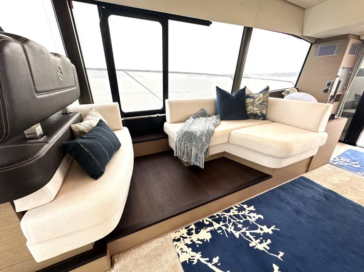  Yacht Photos Pics 2019 Prestige Yachts 590 Fly
