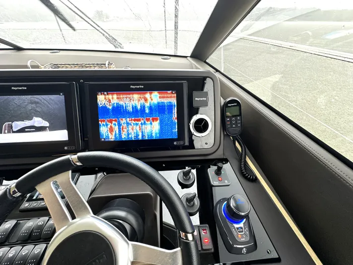  Yacht Photos Pics 2019 Prestige Yachts 590 Fly