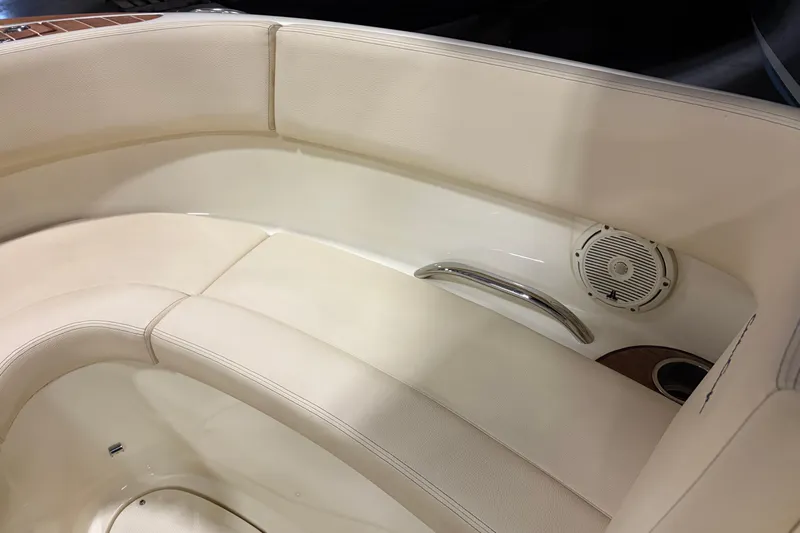  Yacht Photos Pics 2020 Chris-Craft Launch 28 GT interior seating with speaker and handle detail.