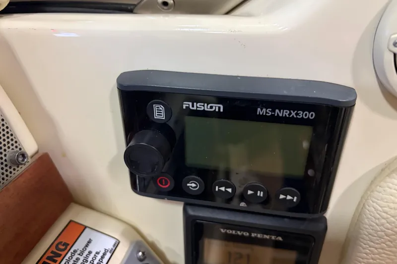 Yacht Photos Pics Fusion MS-NRX300 stereo system on 2020 Chris-Craft Launch 28 GT boat dashboard.