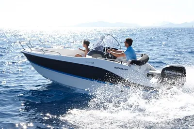 2025 Quicksilver Activ 455 Open
