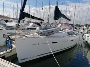 2011 Beneteau Oceanis 40