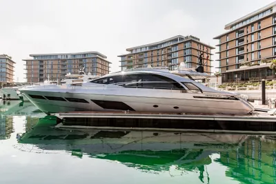 Pershing 8X