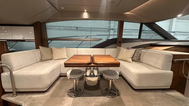F55072 Yacht Photos Pics 