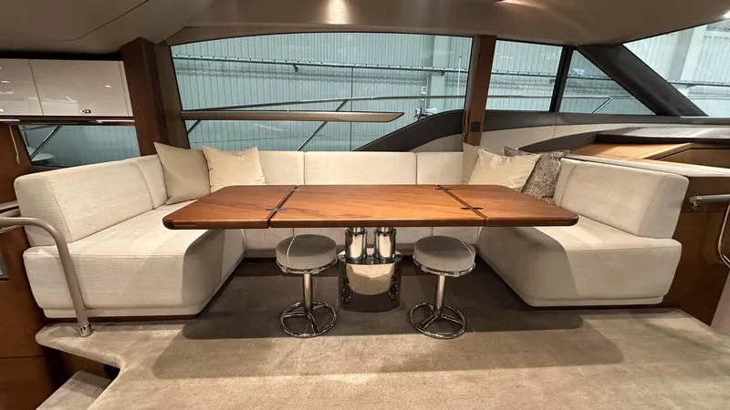 F55072 Yacht Photos Pics 