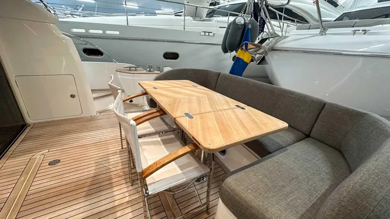 F55072 Yacht Photos Pics 
