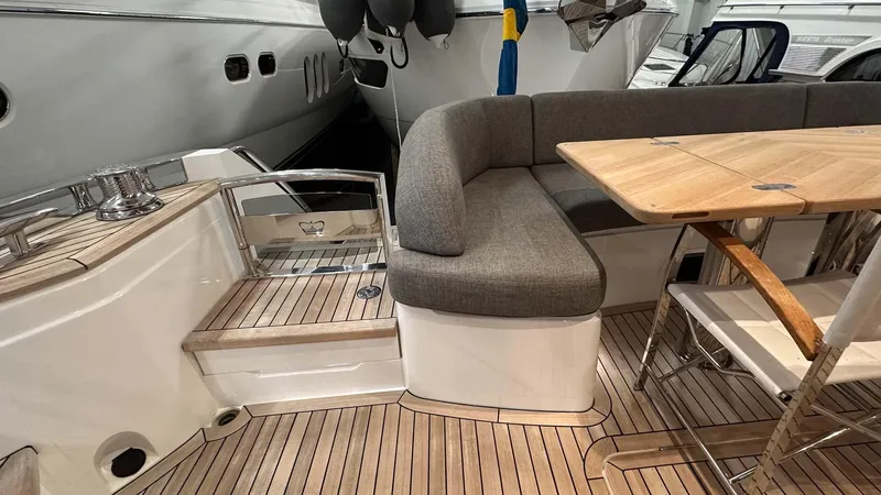 F55072 Yacht Photos Pics 