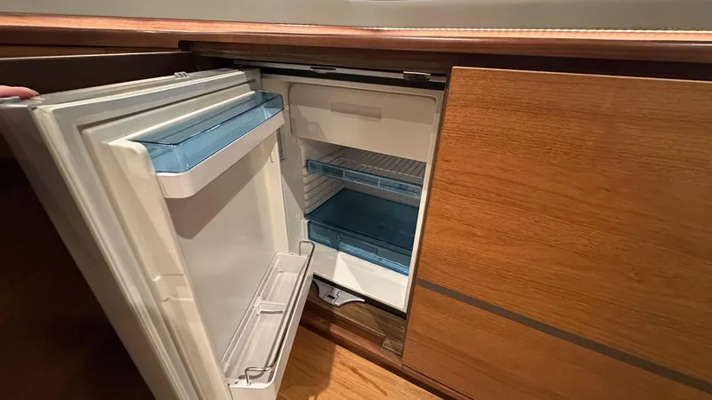 F55072 Yacht Photos Pics 