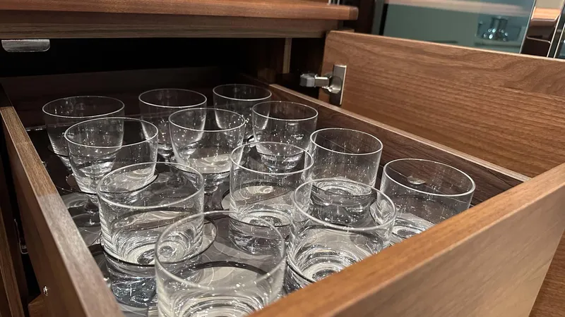 F55072 Yacht Photos Pics 