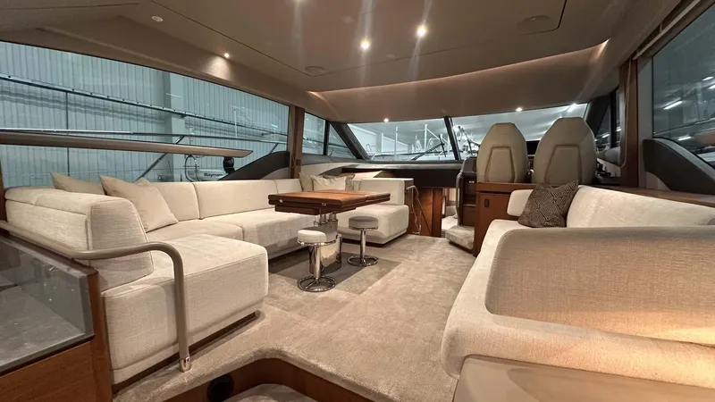 F55072 Yacht Photos Pics 