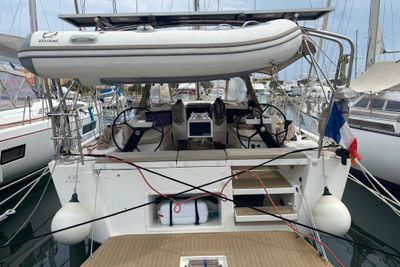 Yacht