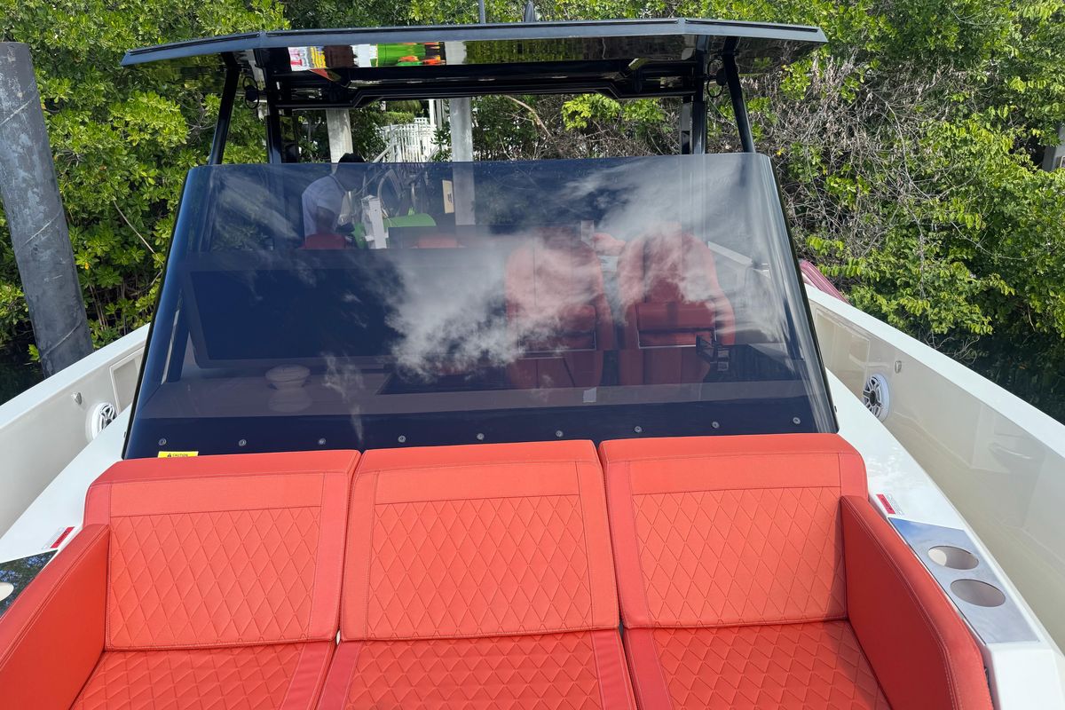 2023 De Antonio Yachts 42 