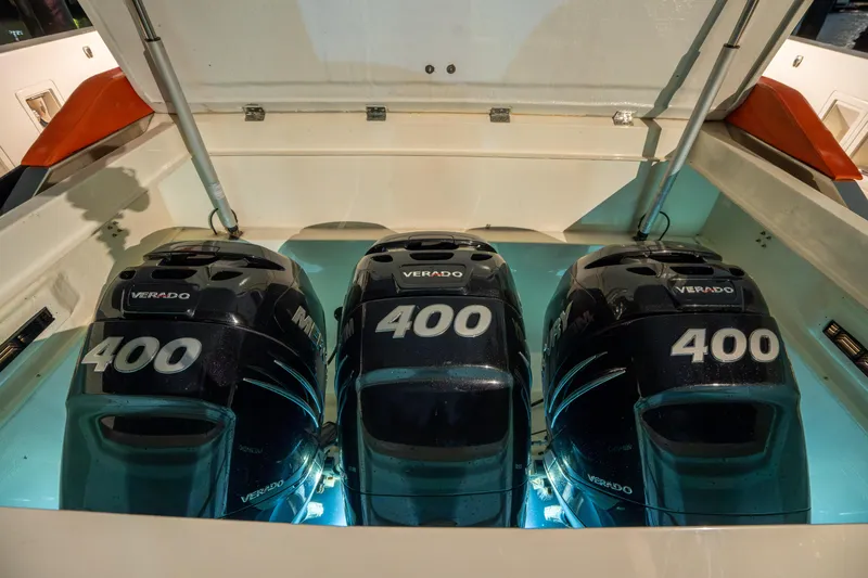  Yacht Photos Pics Triple Mercury Verado 400 engines on 2023 De Antonio Yachts D42 Open.