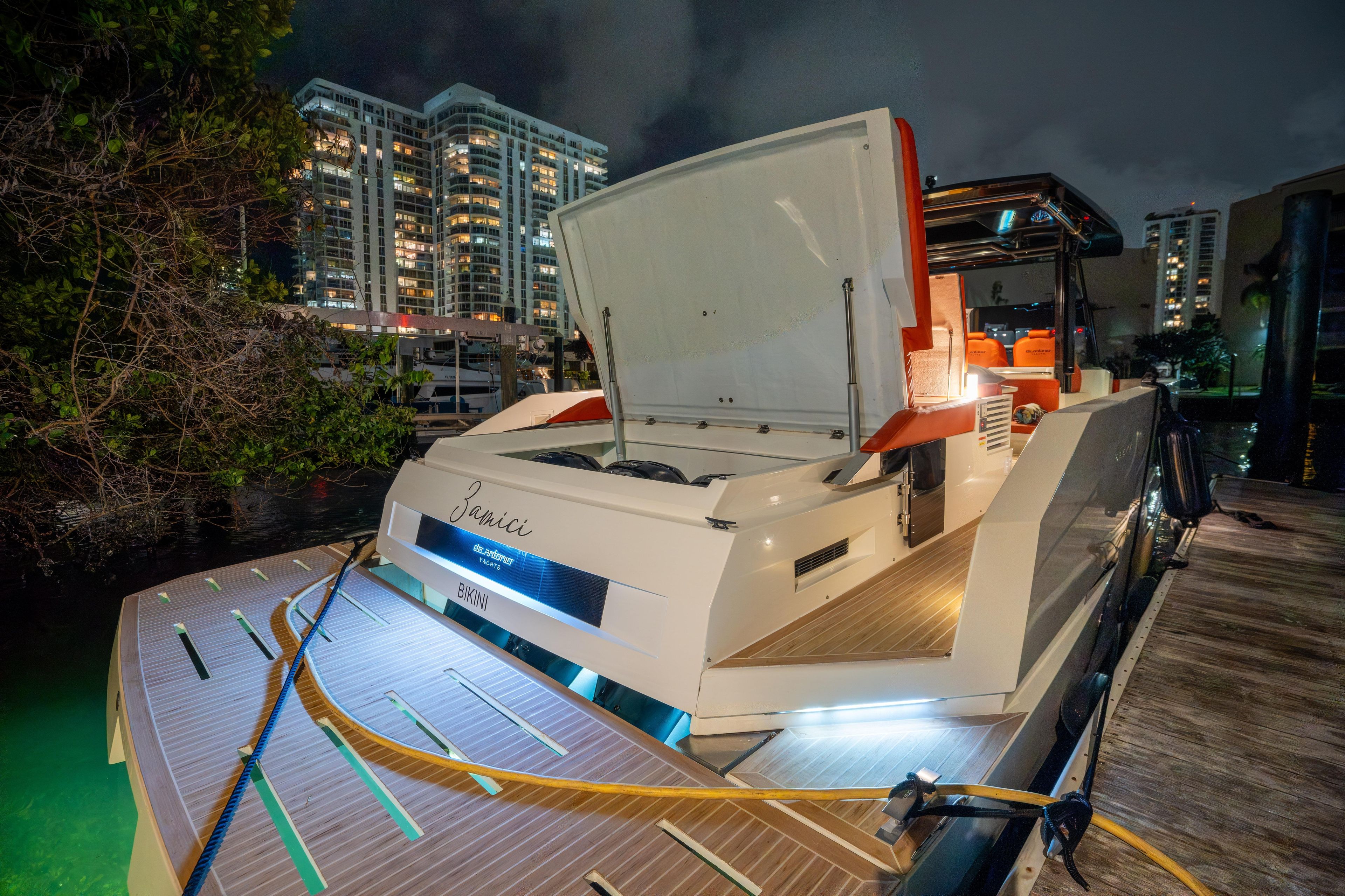 2023 De Antonio Yachts 42 