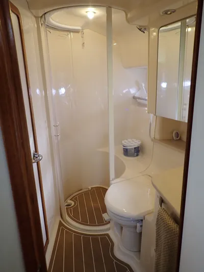 Lisa Ann Yacht Photos Pics 