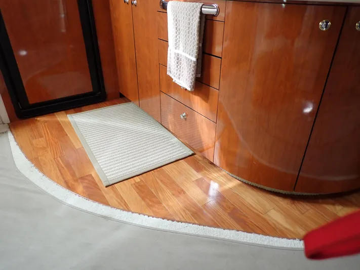 Lisa Ann Yacht Photos Pics 