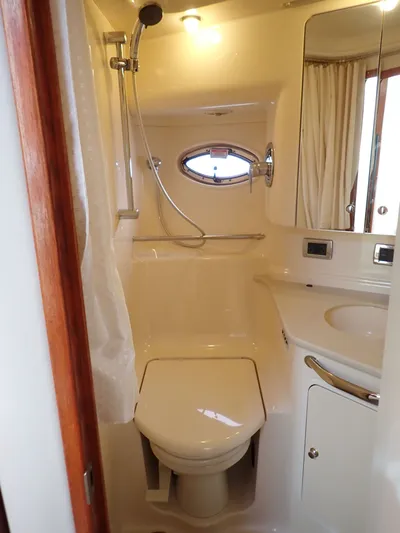 Lisa Ann Yacht Photos Pics 