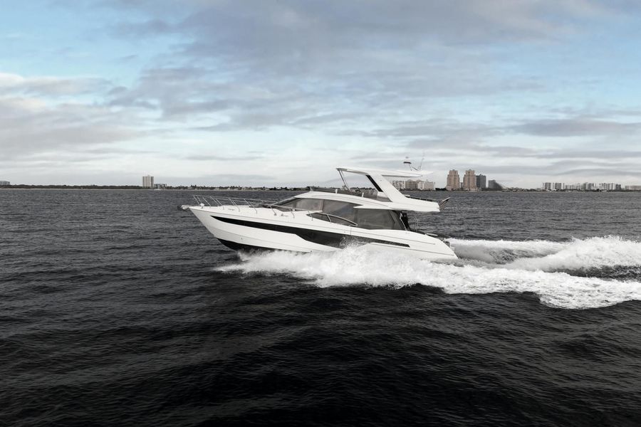 2021 Galeon 500 Fly