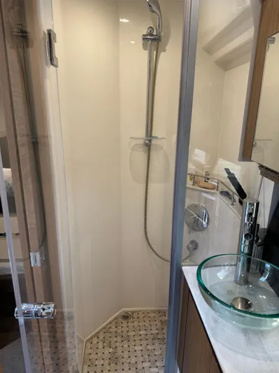 Graceful Yacht Photos Pics 2017 Sea Ray Sundancer 460 yacht bathroom with modern shower and glass sink.