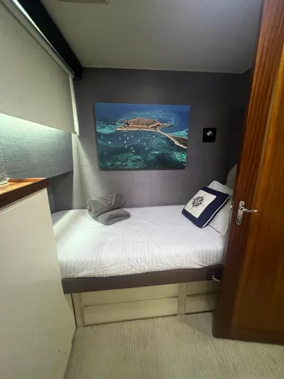 Havana Moon Yacht Photos Pics 