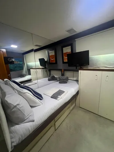 Havana Moon Yacht Photos Pics 