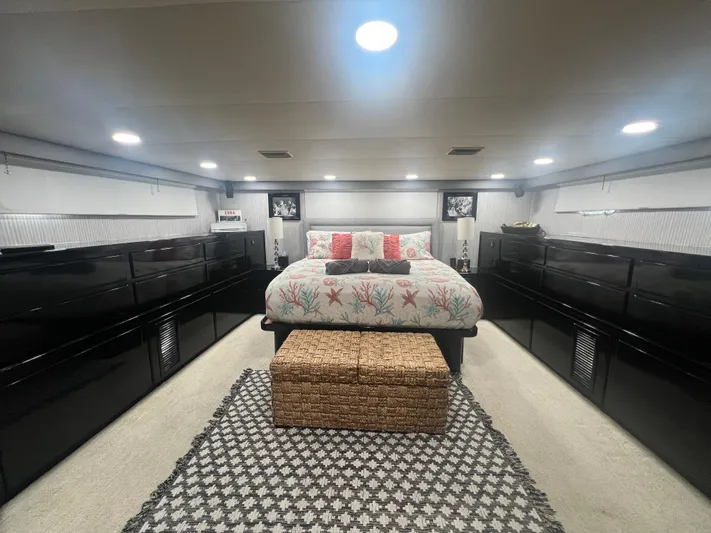 Havana Moon Yacht Photos Pics 