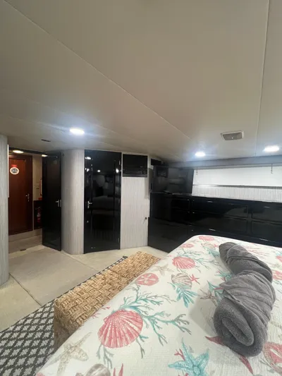 Havana Moon Yacht Photos Pics 