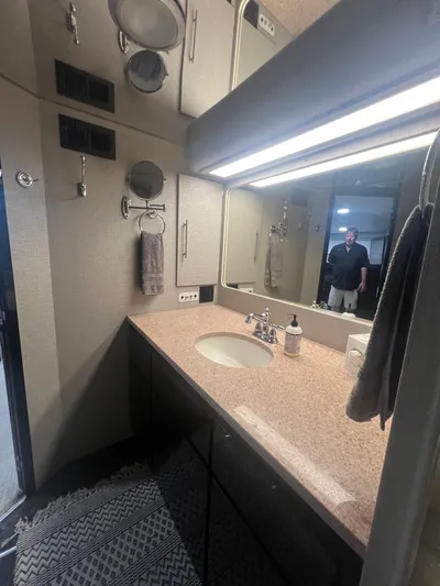 Havana Moon Yacht Photos Pics 