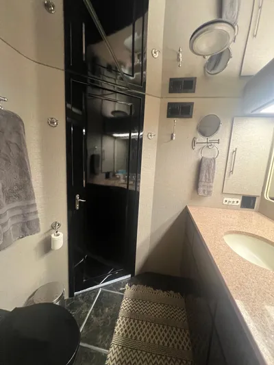 Havana Moon Yacht Photos Pics 