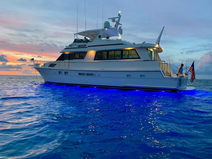 Havana Moon Yacht Photos Pics 