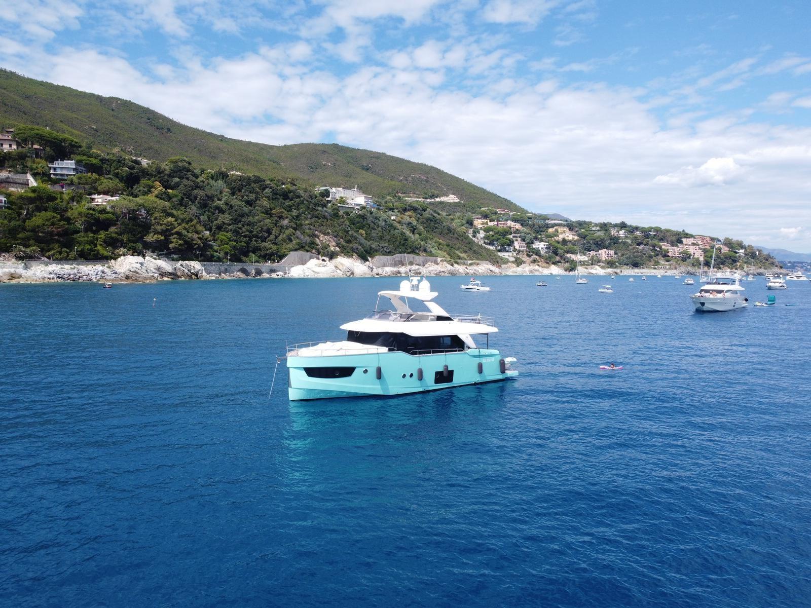 Gebraucht 2016 Absolute NAVETTA 58 - Alpes-Maritimes ( 06 ) | YachtFocus