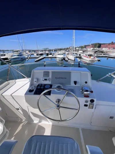 Law & Order Yacht Photos Pics 