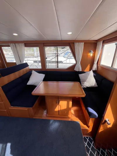 Law & Order Yacht Photos Pics 