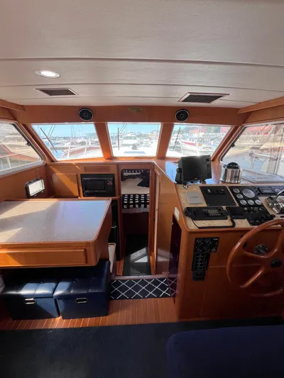 Law & Order Yacht Photos Pics 