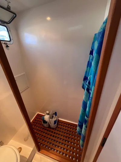 Law & Order Yacht Photos Pics 