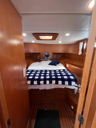 Law & Order Yacht Photos Pics 