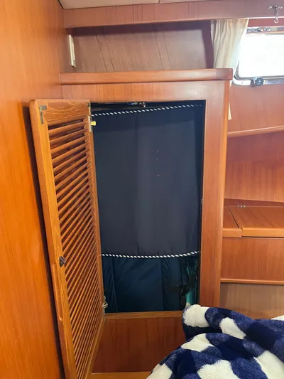 Law & Order Yacht Photos Pics 