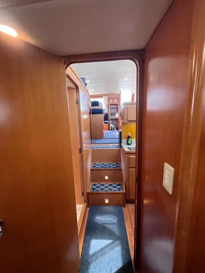 Law & Order Yacht Photos Pics 