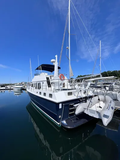 Law & Order Yacht Photos Pics 