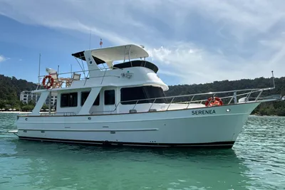 Explorer Motor Yachts 43 Sedan