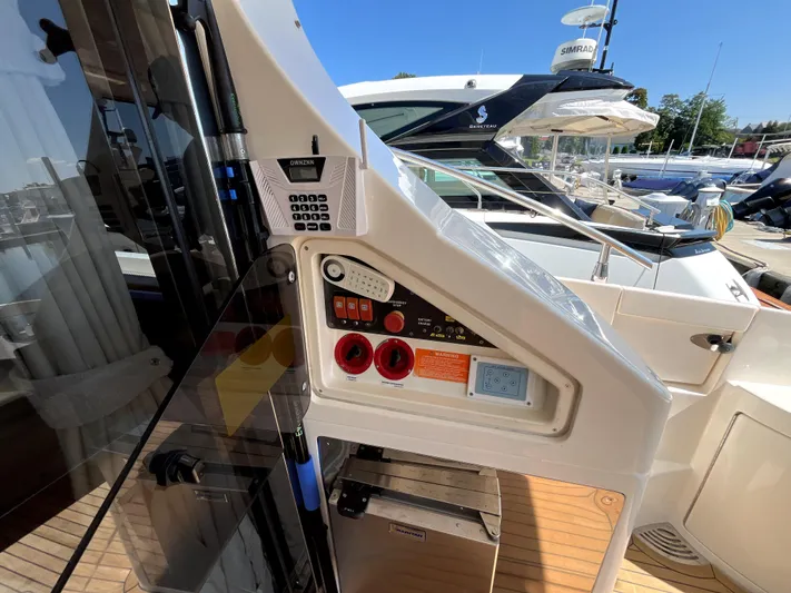 Richie Rich Yacht Photos Pics 