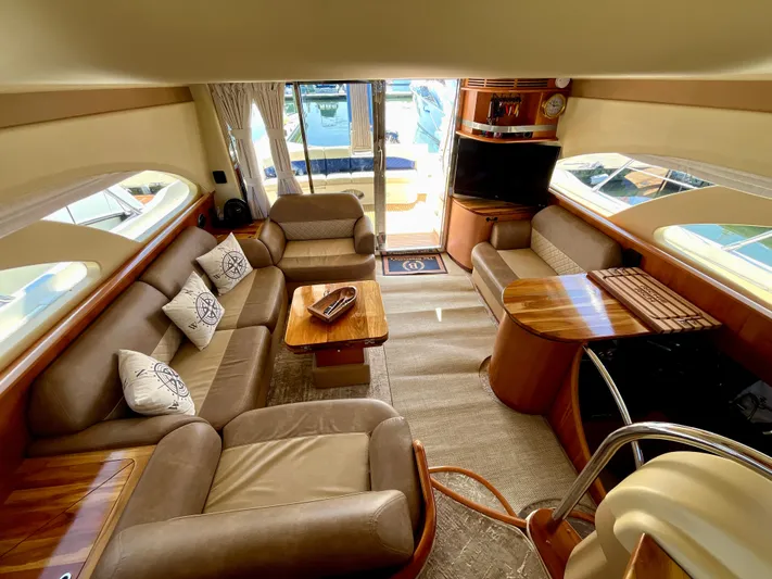 Richie Rich Yacht Photos Pics 