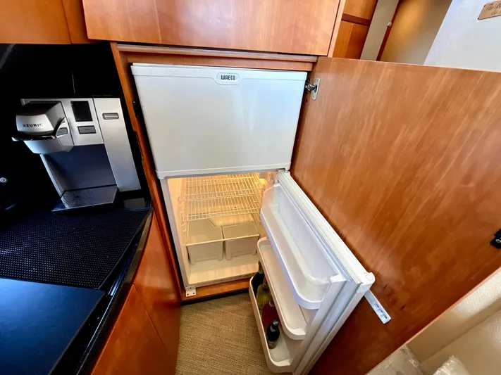 Richie Rich Yacht Photos Pics 