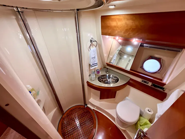 Richie Rich Yacht Photos Pics 