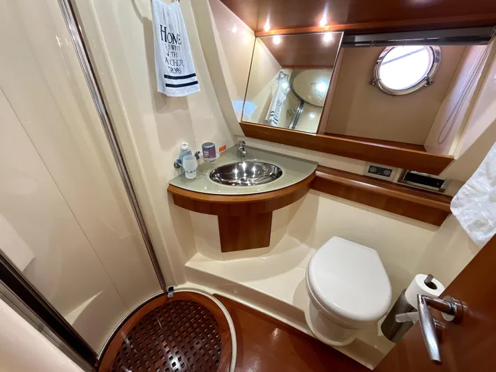 Richie Rich Yacht Photos Pics 