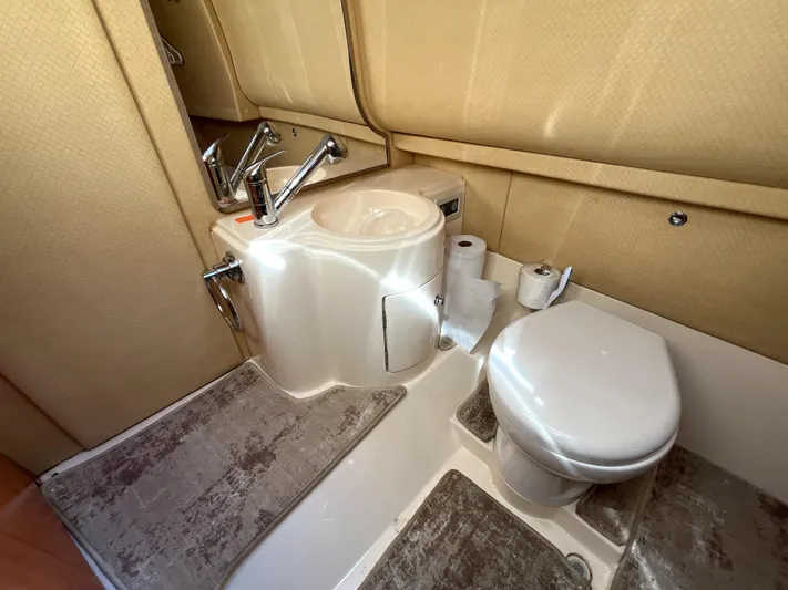 Richie Rich Yacht Photos Pics 