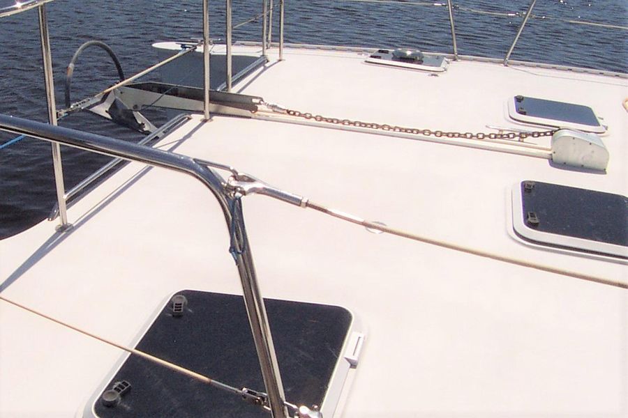 2005 PDQ 34 Power Catamaran