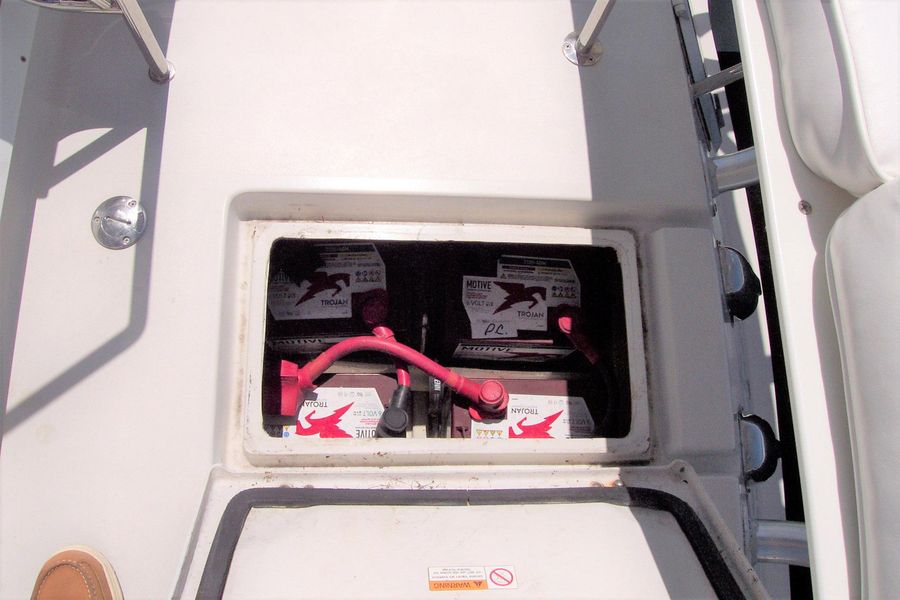 2005 PDQ 34 Power Catamaran